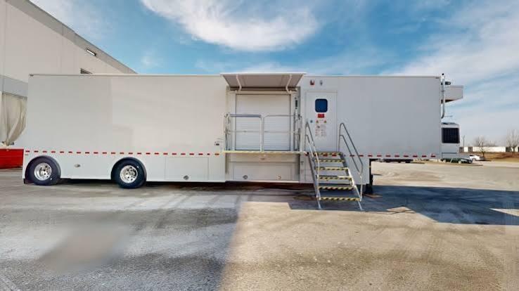 Mobile MRI Trailer Rental & Service: Mobile MRI trailer exterior side view